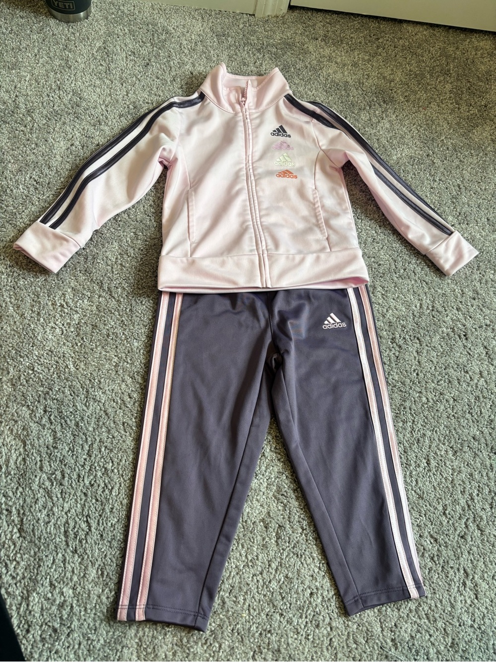 NWOT Adidas kids matching set Pink and Gray Girls Track Jacket & Pants 3T